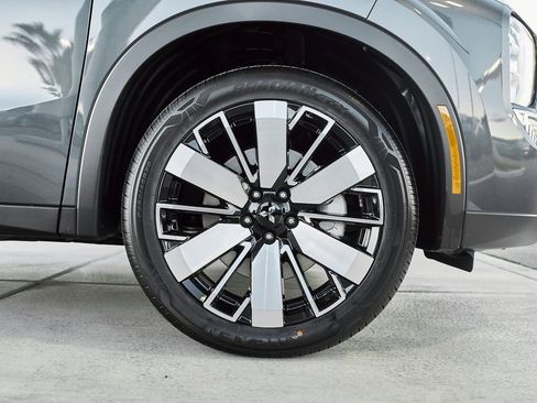 New 2026 Mitsubishi Outlander SE image 11