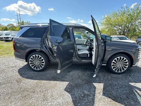 New 2026 Hyundai Palisade Calligraphy FWD image 21