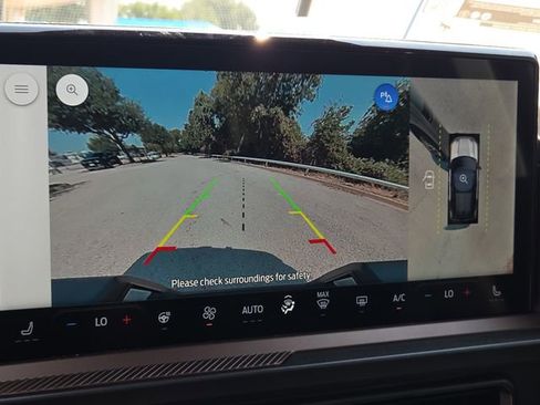 New 2025 Ford Bronco Sport Outer Banks w/ Outer Banks Tech Package+ AWD/4WD image 19