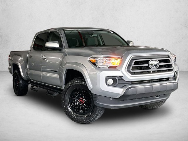 Used 2022 Toyota Tacoma SR5 w/ Technology Package RWD image 12