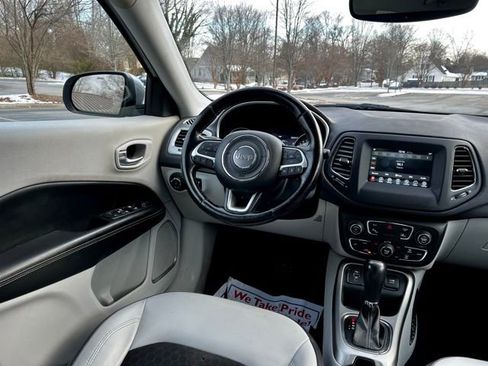 Used 2021 Jeep Compass Latitude w/ Driver Assistance Group image 27