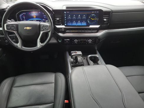 Used 2023 Chevrolet Silverado 1500 LTZ w/ LTZ Convenience Package II AWD/4WD image 17