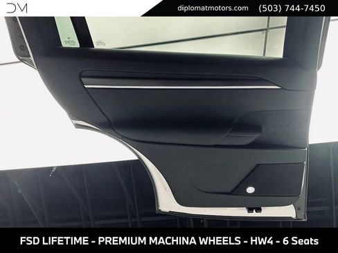 Used 2026 Tesla Model X Plaid AWD/4WD image 31