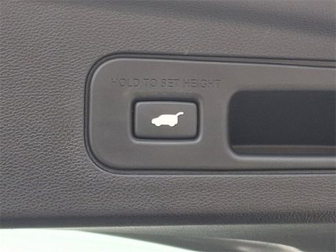 Used 2023 Acura MDX SH-AWD w/ Technology Package image 34