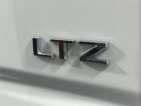Used 2024 Chevrolet Silverado 3500 LTZ image 22
