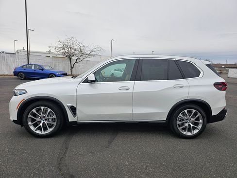 New 2026 BMW X5 xDrive40i image 3