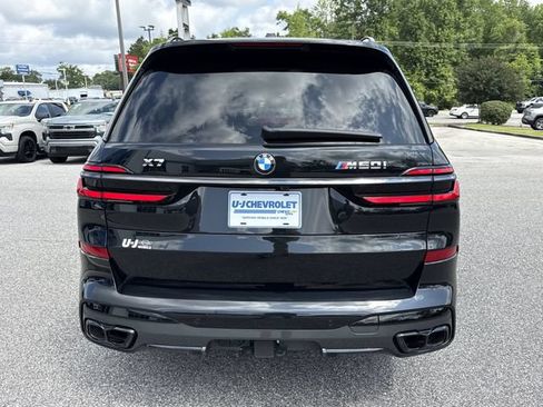 Used 2025 BMW X7 M60i AWD/4WD image 4