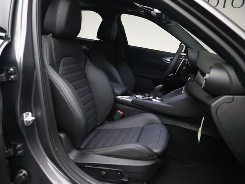 New 2026 Alfa Romeo Giulia AWD image 16