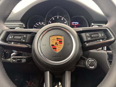 New 2026 Porsche Macan AWD/4WD image 20