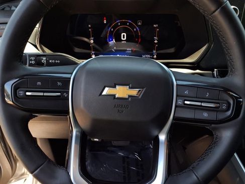 Used 2023 Chevrolet Colorado LT w/ LT Convenience Package image 13