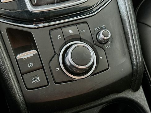 Used 2018 MAZDA CX-5 Touring w/ Preferred Equipment Package image 26