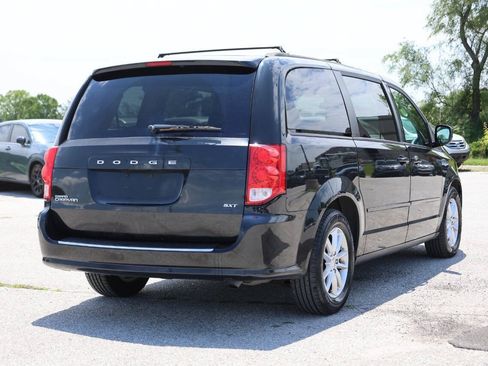 Used 2014 Dodge Grand Caravan SXT FWD image 9