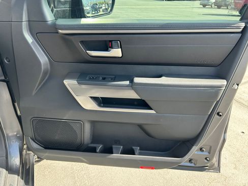 Used 2022 Toyota Tundra SR5 w/ Advanced Technology Package image 27