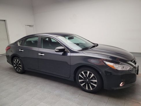 Used 2018 Nissan Altima 2.5 SL FWD image 11