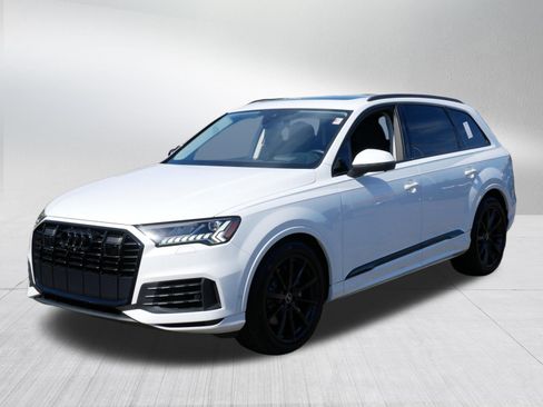Used 2023 Audi Q7 3.0T Prestige w/ Prestige Package AWD/4WD image 3