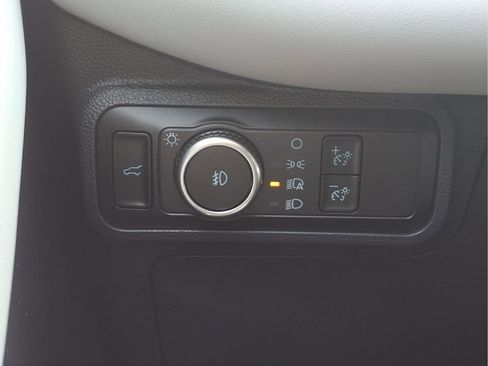 New 2026 Ford Explorer Platinum image 12