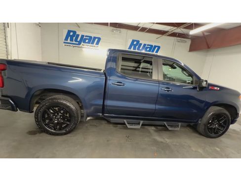 Used 2022 Chevrolet Silverado 1500 RST AWD/4WD image 9