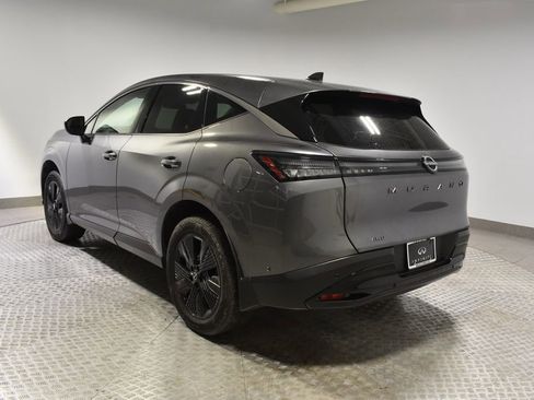 Used 2025 Nissan Murano SV image 5