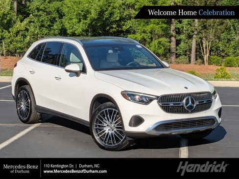 Used 2025 Mercedes-Benz GLC 300 4MATIC image 1
