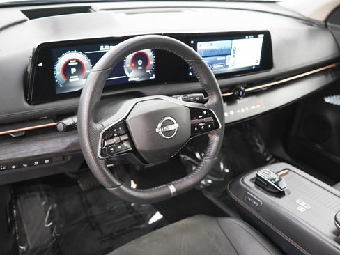 Used 2023 Nissan Ariya FWD image 20