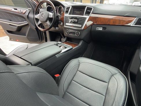 Used 2014 Mercedes-Benz GL 550 4MATIC image 58