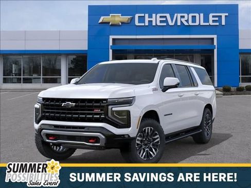 New 2026 Chevrolet Suburban Z71 w/ Comfort Package AWD/4WD image 6