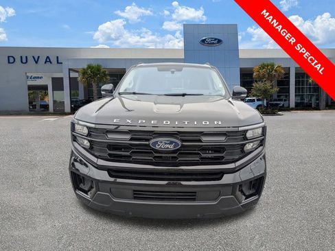 New 2025 Ford Expedition Active image 9