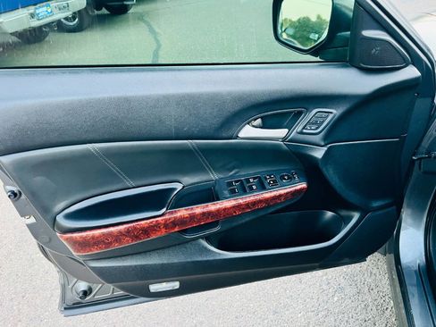Used 2012 Honda Crosstour EX-L image 24