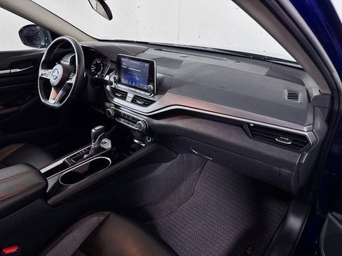 Used 2023 Nissan Altima 2.5 SR image 23