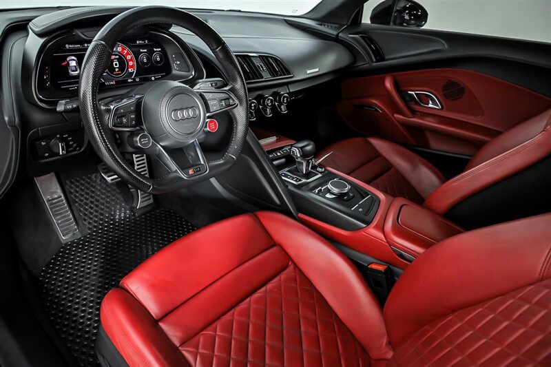 Used 2017 Audi R8 V10 w/ Carbon Exterior Package AWD/4WD image 23