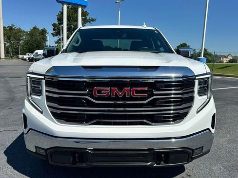 Used 2025 GMC Sierra 1500 SLT RWD image 2