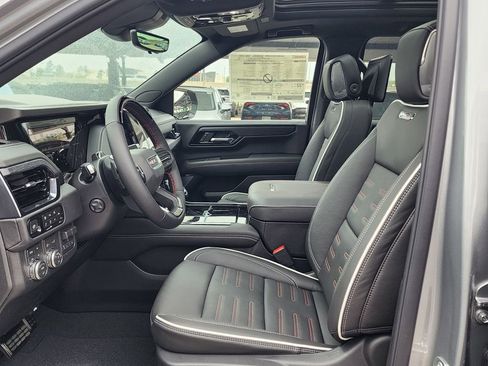 New 2026 GMC Yukon XL AT4 Ultimate AWD/4WD image 15