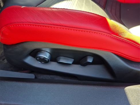 Used 2023 Chevrolet Corvette Stingray Preferred Cpe w/ 2LT image 19