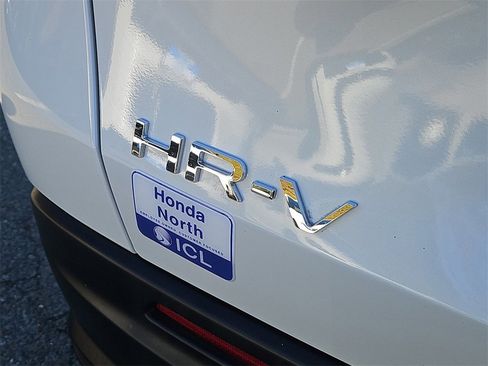 Used 2023 Honda HR-V LX image 12