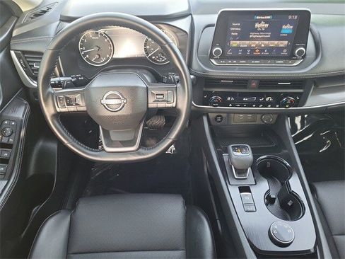 Certified 2025 Nissan Rogue SV w/ SV Premium Package image 27