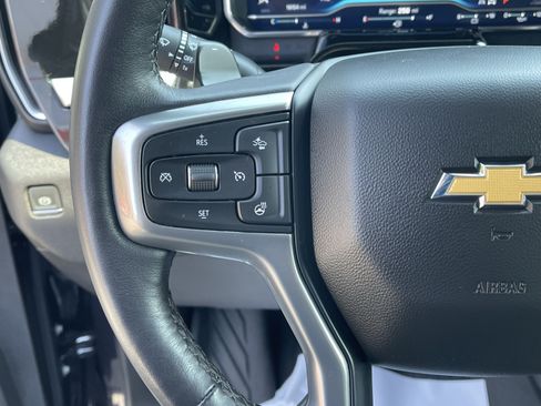 Used 2022 Chevrolet Silverado 1500 LTZ AWD/4WD image 15
