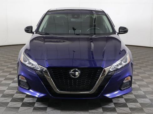 Used 2022 Nissan Altima 2.0 SR image 10