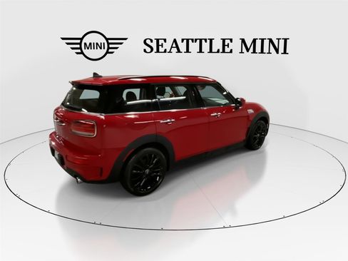Used 2020 MINI Cooper Clubman S w/ Storage Package image 11
