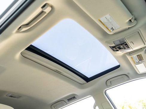 Used 2023 Lexus GX 460 Premium image 14