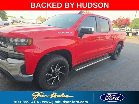 Used 2019 Chevrolet Silverado 1500 LT w/ All-Star Edition AWD/4WD image 1