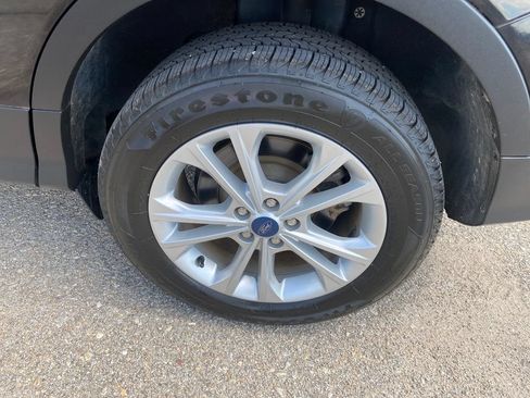 Used 2019 Ford Escape SE FWD image 23