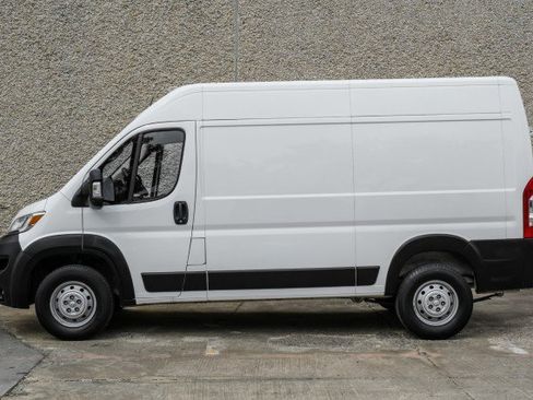 Used 2023 RAM ProMaster 2500 image 15