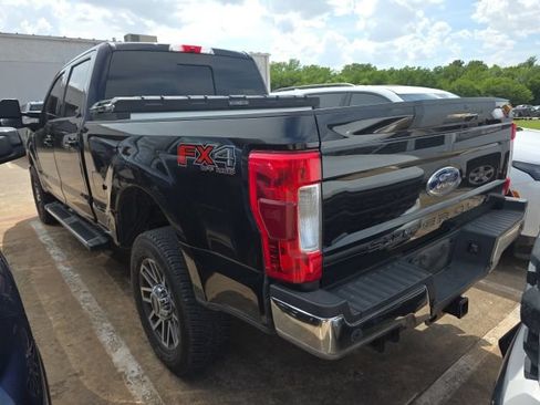 Used 2019 Ford F250 Lariat w/ Lariat Ultimate Package AWD/4WD image 3