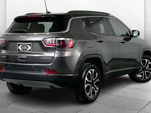 Used 2024 Jeep Compass Limited image 13