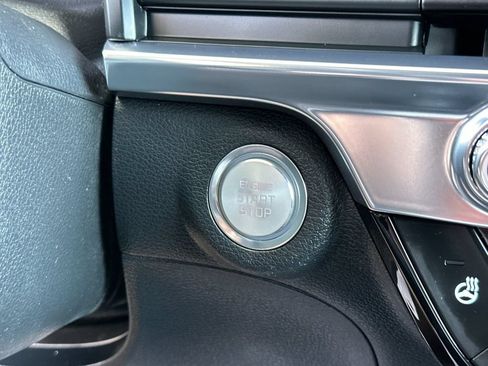 Used 2024 Kia Telluride AWD image 22