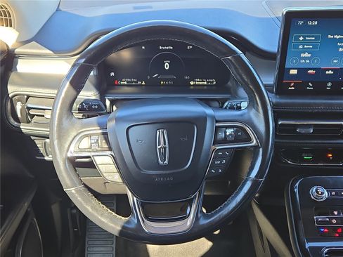 Used 2022 Lincoln Nautilus Reserve AWD/4WD image 20