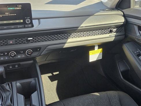 Used 2024 Honda Accord EX image 18