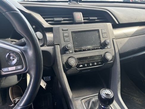 Used 2019 Honda Civic Sport image 11