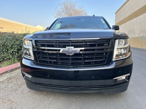 Used 2019 Chevrolet Suburban Premier image 6