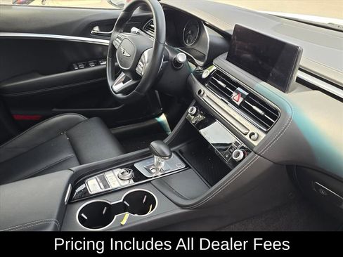 Used 2025 Genesis G70 2.5T RWD image 10